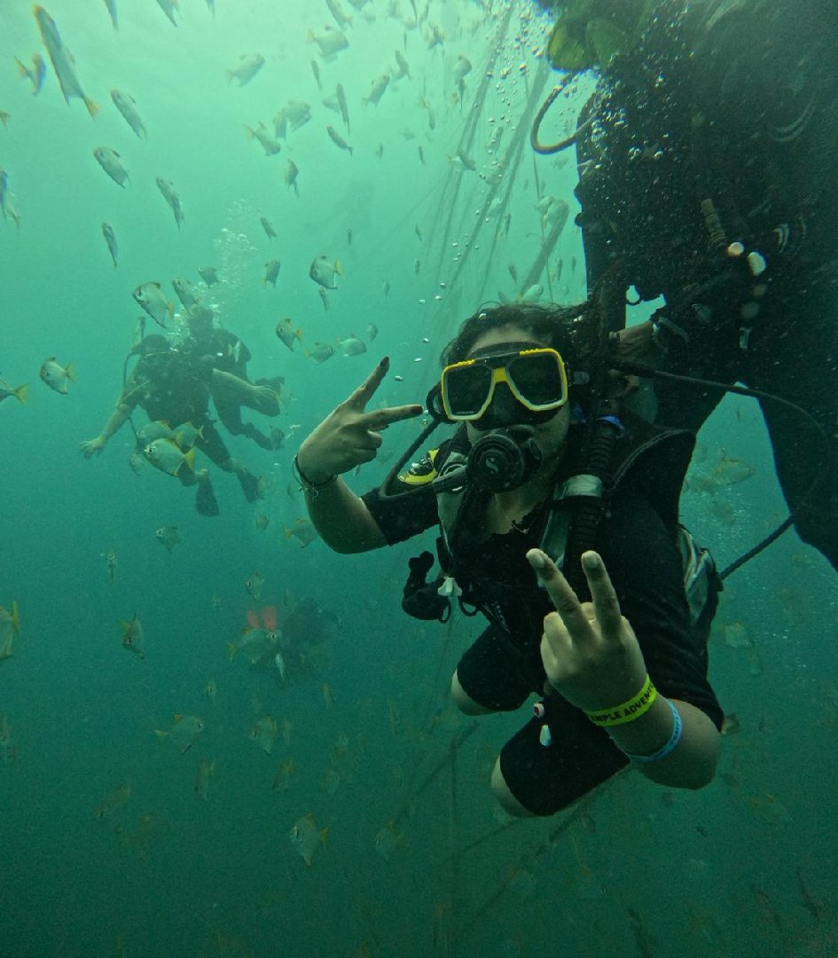 Adventurous Ocean Scuba Diving 🤿 View 3